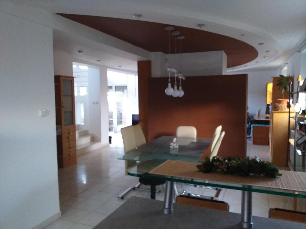 Villa Kysucka Senec Exteriör bild