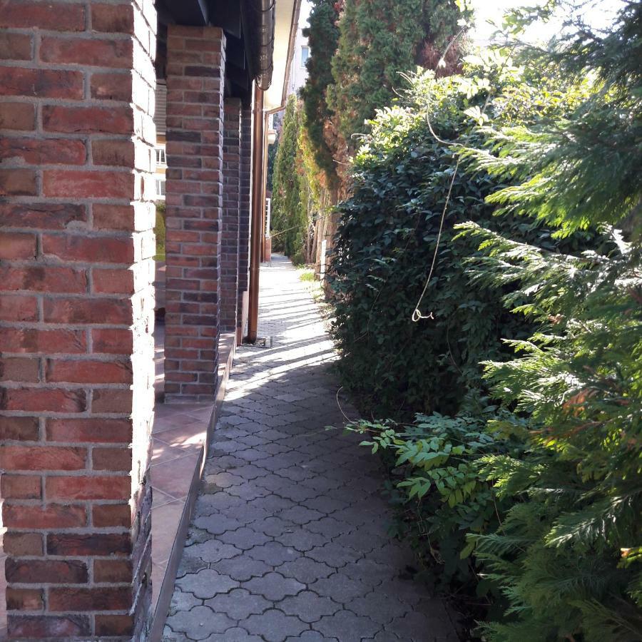 Villa Kysucka Senec Exteriör bild