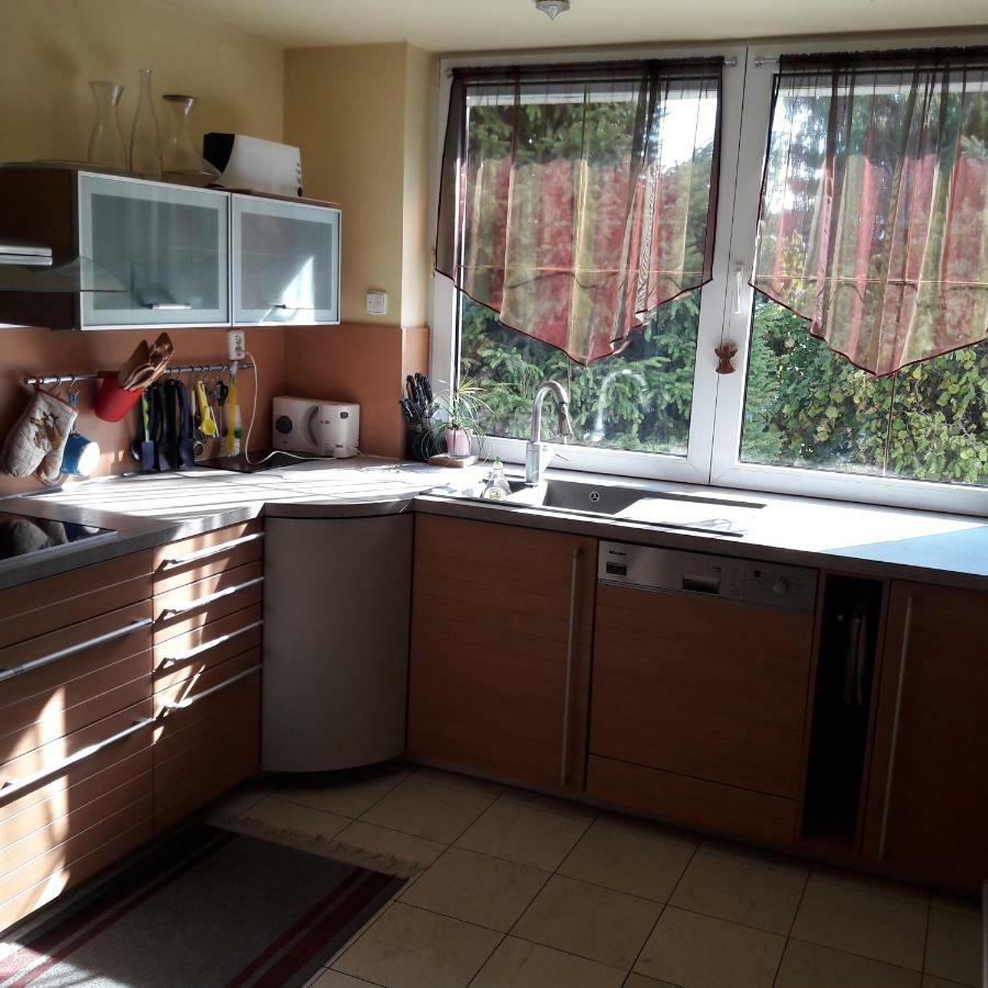 Villa Kysucka Senec Exteriör bild